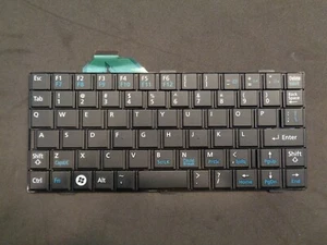 Fujitsu Lifebook U820 Tastatur CP390401-XX - Bild 1 von 2