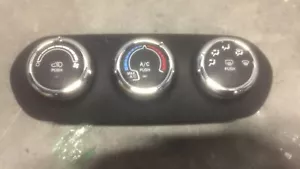 15-17 JEEP RENEGADE A/C HEATER TEMPERATURE CLIMATE CONTROL 07356577920 - Picture 1 of 1