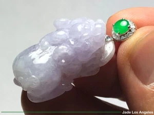 Pi Xiu Cabochon Lavender Green Jadeite Jade Pendant 18K white Gold Diamond Bail - Photo 1 sur 12