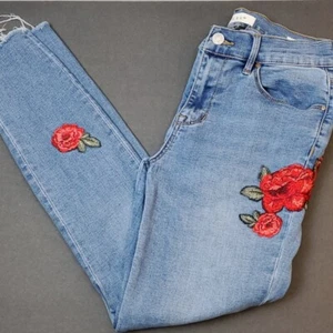 PACSUN - Super Stretch Floral Ankle Jeggings - 26 - EUC - Picture 1 of 7