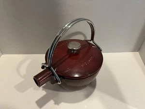 Staub Tea Kettle Pot La Theiere French Enameled Cast Iron 1 QT RED MAROON - Picture 1 of 9