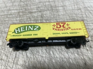 HO Scale TYCO Reefer Billboard Box Car Heinz 57 Varieties Car 484 - Picture 1 of 5