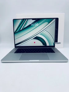 16-Inch Apple MacBook Pro M4 Pro 14-Core CPU 20-Core GPU 24GB, 512GB SSD, Silver - Afbeelding 1 van 24
