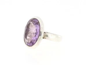 Anello con ametista viola chiaro montatura molata argento semplice misura 53 -7 - Foto 1 di 6