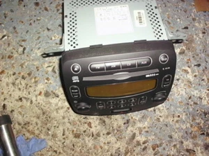 Hyundai i10 Mk1 2010 (5dr) Radio CD Stereo Head Unit - Imagen 1 de 1