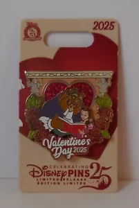 Prendedor Disney Bella y Bestia Libro de Lectura Día de San Valentín 2025 La Bella y la Bestia - Imagen 1 de 2