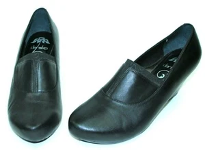 Dansko Damenschuhe Größe 40 schwarz Leder Obermaterial und Futter Slipper Keilabsatz  - Bild 1 von 12