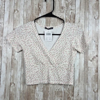 Brandy Melville Amara Floral Crop Top Vneck White Pink Women's OS Stretch NWT - Image 1 of 4