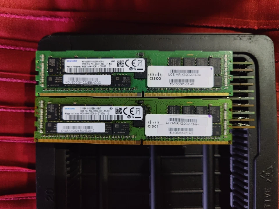 Cisco UCS-MR-X32G2RS-H 32GB DDR4-2666 - Image 1 of 1