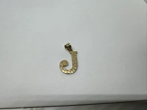 10K Gelbgold Diamantschliff Anfangsbuchstabe "J" Charm Anhänger, Goldnugget - Bild 1 von 11