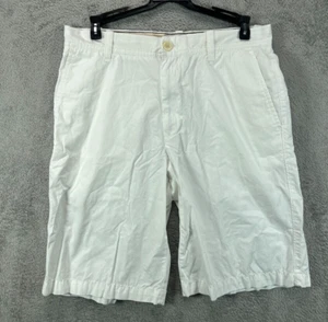 IZOD Saltwater Mens 30 White Shorts Preppy Chinos Flat Front 10.5" Inseam Twill - Picture 1 of 9