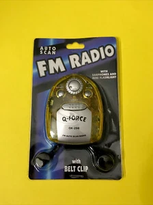 Q-Force Auto Scan Fm Radio W/Earphones, Flashlight And Belt Clip VTG 90’s - Picture 1 of 1