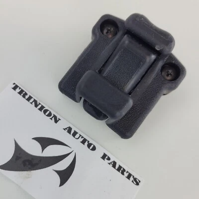 Оригинальная защелка заднего бокового раздвижного окна с винтами для Toyota Land Cruiser 1991-1997 годов выпуска - Изображение 1 из 3