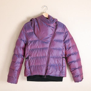 Nike Womens Down Puffer Jacket S Hooded Zip Iridescent Asymmetric Purple 854767 - Picture 1 of 12