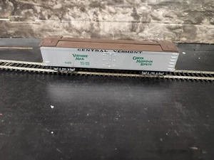 K  Roundhouse Central Vermont 520 Wood Side Reefer  Weathered  HO 1/87 - Picture 1 of 7