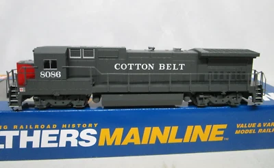 Walthers HO SSW Cotton Belt GE Dash 8-40B Diesel Locomotive #8086 DCC Sound - Image 1 of 4