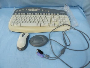 Microsoft Wireless MultiMedia Keyboard 1014 White Grey Mouse and Receiver Retro - Picture 1 of 8