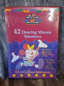Lote de 42 tarjetas y sobres de San Valentín Dancing Minnie Mouse niños maestros amigos - Imagen 1 de 3
