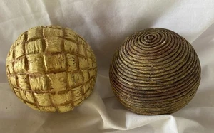 2 Holz geschnitzt Harz Teppich Kugeln Kugeln Grate Wohnkultur Braune Beige 3" - Bild 1 von 8