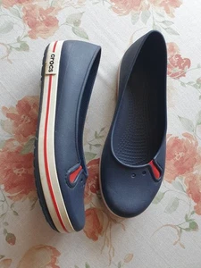 CROCS Ladies Slip On Shoes Size W 9 - Picture 1 of 6