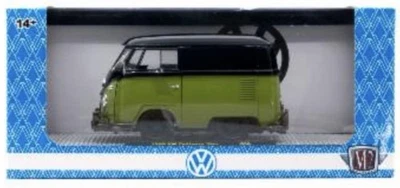 M2 MACHINES 1960 VW DELIVERY VAN 1:24 SCALE - Image 1 of 3