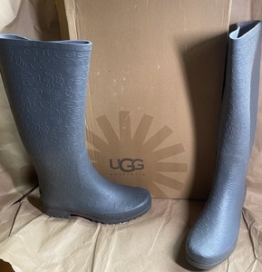 gray ugg rain boots