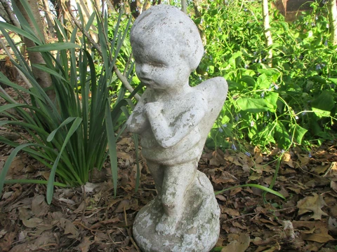 VERY WEATHERED/WORN PRAYING GARDEN ANGEL VINTAGE CEMENT/CONCRETE STATUE Cover