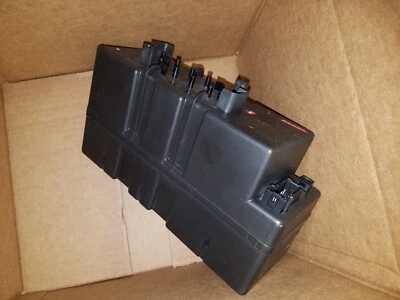 2000 TO 2006 MERCEDES-BENZ S500 S430 S600 S55 CENTRAL DOOR LOCKING VACUUM PUMP - Image 1 of 4