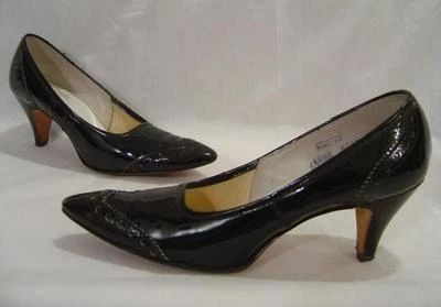VINTAGE 50s J MILLER MILLIES BLACK PATENT LEATHER POINTY TOE PUMPS HEELS IN BOX - Image 1 of 4
