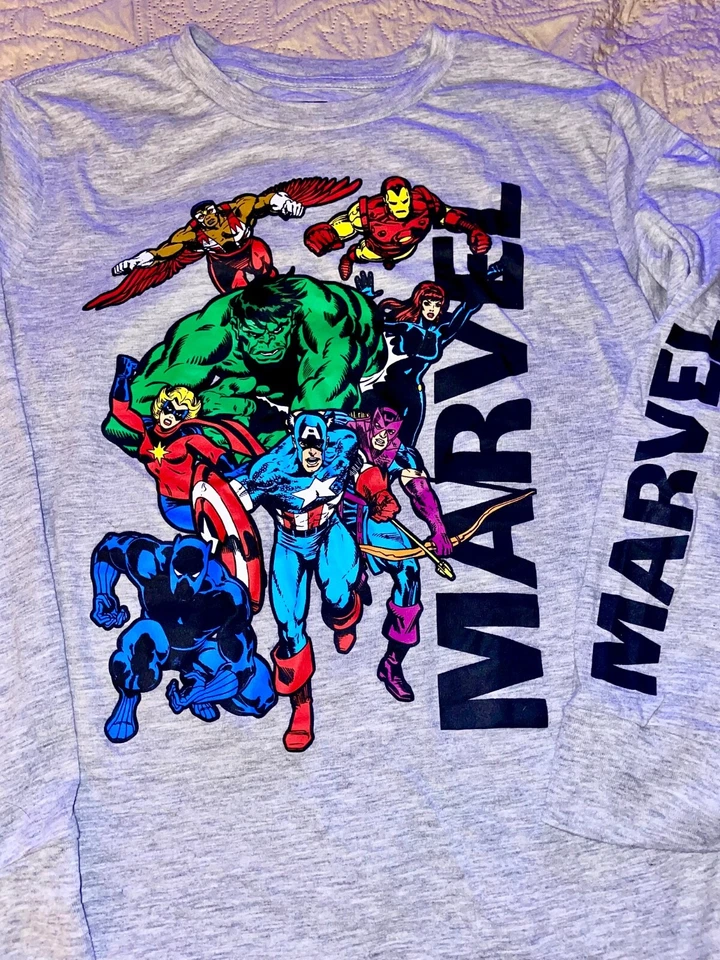 Marvel Superhero Graphic T-Shirt Sz youth XL (boys 14-16) Comics Excellent Cond. - Image 1 of 4
