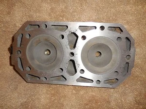 Kawasaki 550 JS SX 81-90 OEM Cylinder Head Very Nice! - Picture 1 of 4