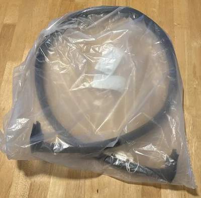 2021-2023 FORD BRONCO REAR WEATHERSTRIP NEW OEM M2DZ-78205G61-B - Image 1 of 3