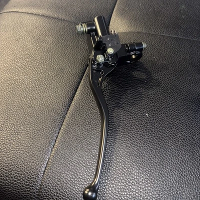 Cilindro maestro de freno delantero 455510-HR3-305 45510-HR3-A21 Honda Foto 1 de 4