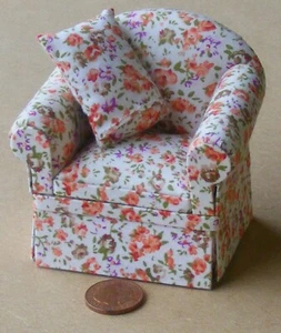 Dolls House Arm Chair Upholstered Furniture 1:12 Scale Accessory 1567 Tumdee - Picture 1 of 8