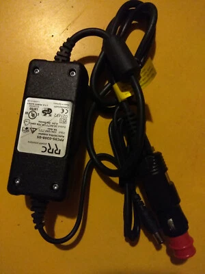  Adaptador automático/aire para portátiles Fujitsu Lifebook 16VDC 4.0A FPC95-0308-05 Foto 1 de 4