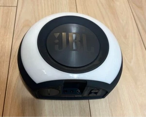 JBL Horizon Reloj Bluetooth, Calendario, Luces, Radio Representación Digital Usado - Imagen 1 de 3