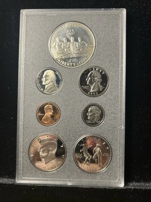 1996 S Atlanta Olympics Swimming Proof Commemorative Half Dollar - Image 1 of 2