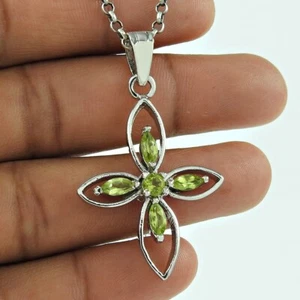 Solid 925 Sterling Silver Natural Green Peridot Gemstone Flower Pendant Jewelry - Picture 1 of 6