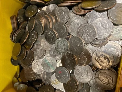 (100) 1972-1978 Eisenhower Dollar Ike w/1976 Bulk Collection 5 rolls - Image 1 of 2