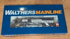 WALTHERS MAINLINE 910-11012 NORFOLK & SOUTHERN EMD SD70M LOCOMOTIVE # 2590 - Picture 1 of 4