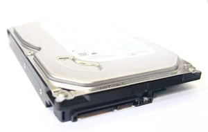 Seagate barracuda 7200.10 80GB SATA II 3.5 " Hard Disk HDD 8MB 7200rpm - Picture 1 of 1