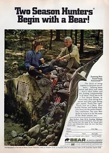 Pubblicità 1973 Bear Futurewood Kodiak cacciatore arco caccia stampa a colori originale - Foto 1 di 1