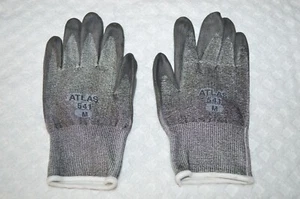 METAL DETECTING ACCESSORIES ~ CUT RESISTANT GLOVES ~ MEDIUM ~ 541 ~ GRAY ~1 PAIR - Picture 1 of 4