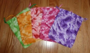 Brandneu ohne Etikett Batik Kordelzugbeutel 10 Zoll x 7,5 Zoll mehrere Farben - Bild 1 von 7