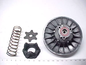 CAN AM Outlander XT 400 Driven Clutch CVT 2006 2007 2008 - Picture 1 of 5