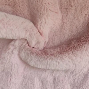 Super Luxury Faux Fur Fabric Material - PLUSH SUPER SOFT PINK - Picture 1 of 2