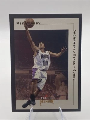 2001-02 Fleer Premium Mike Bibby #58 - Image 1 of 2