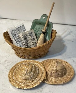 Vtg Dollhouse Miniatures Lot Wicker Basket Newspapers Broom Dustpan Straw Hats - Picture 1 of 15