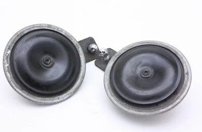 Conjunto de buzinas 81-83 Honda GL1100 Aspencade/interstadual altas/baixas Goldwing 1100 - Imagem 1 de 4