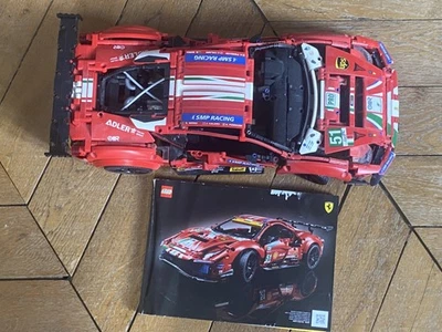 LEGO Technic 42125 Ferrari 488 GTE « AF Corse #51 » - Photo 1/4